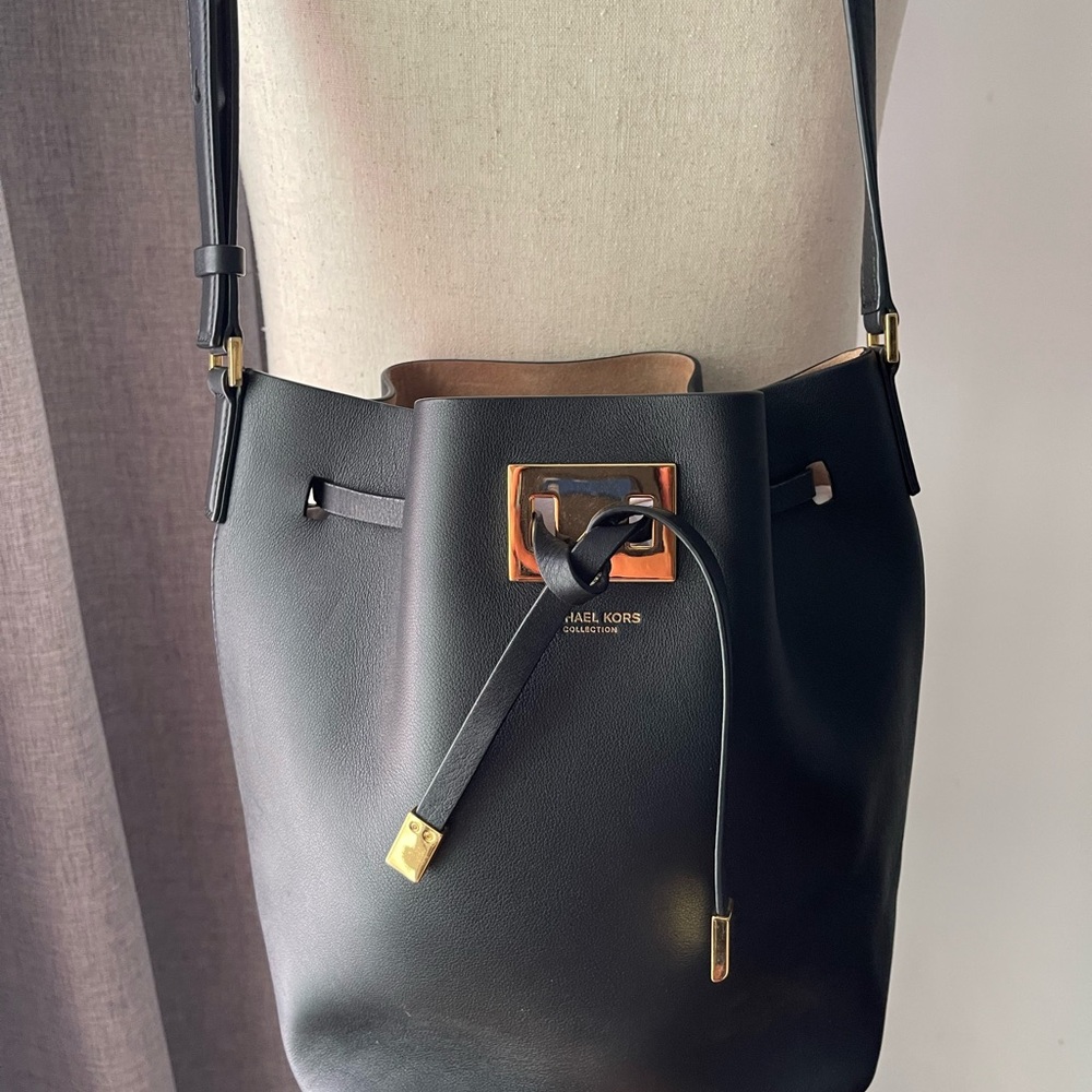 Michael Kors Collection Black Leather Bucket Bag
